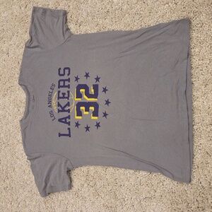 Los Angeles Lakers Johnson 32 T-Shirt Size XL